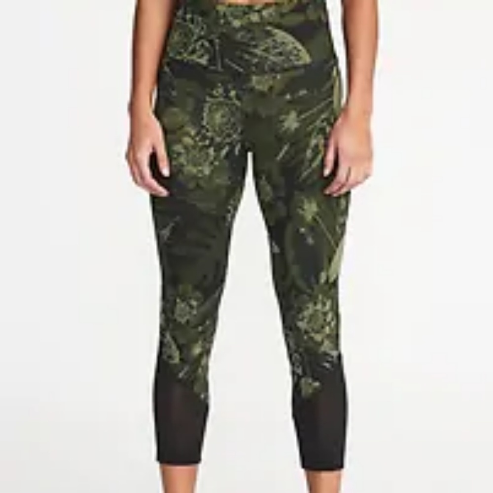 High-Rise Mesh-Trim Compression Workout Crops